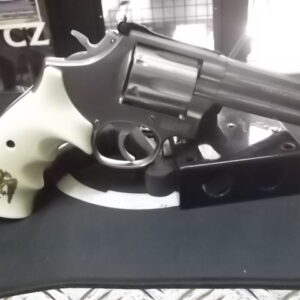 Revolver Smiith & Wesson cal.357 magnum 686